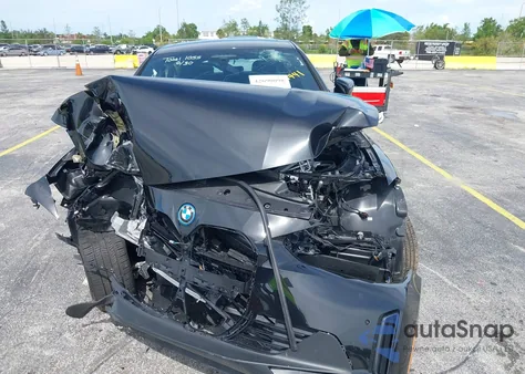 2024 BMW I4 Edrive40 z USA, uszkodzony, nr VIN WBY73AW01RFT39197